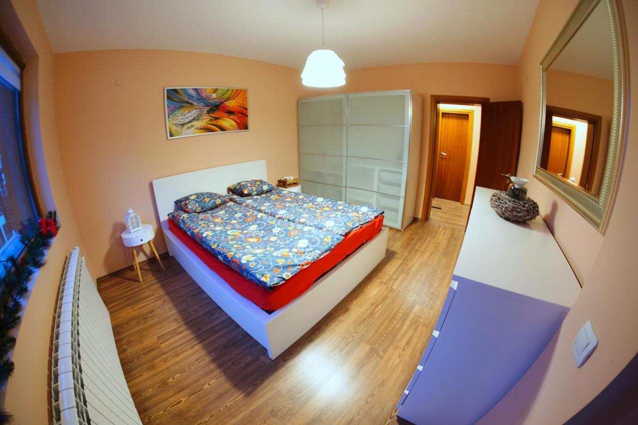 Апартамент "Forest View" В Комплекс "Вели Хилс" Velingrad Esterno foto